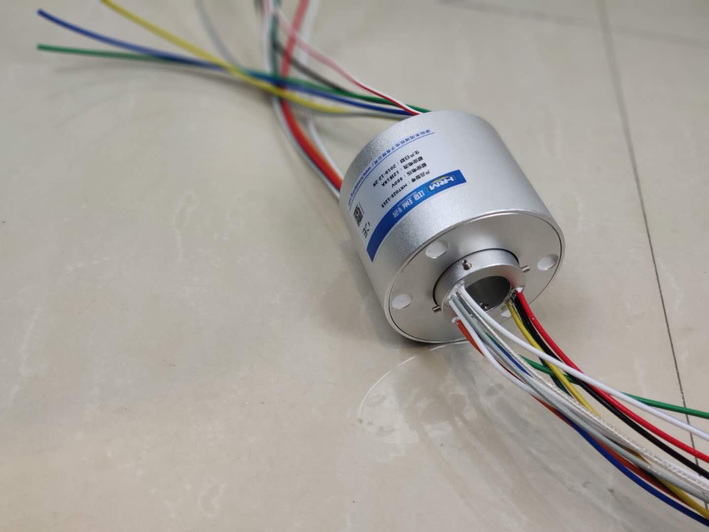 軍用導電滑環有什么工作原理?